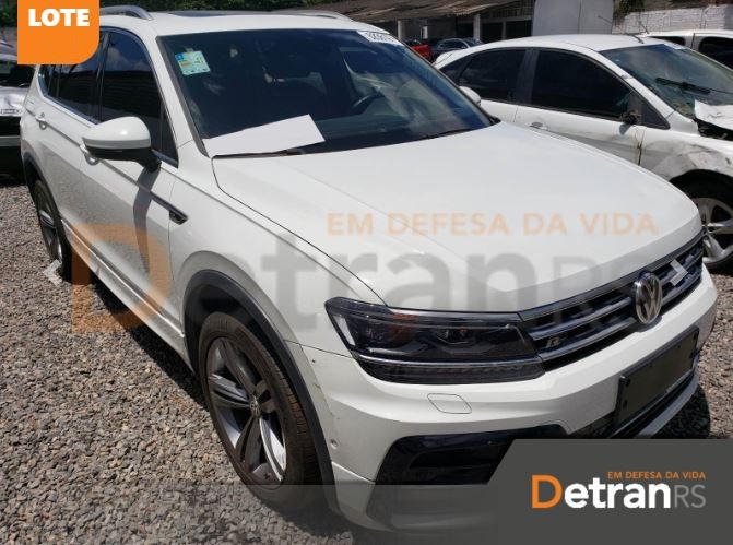 VOLKSWAGEN TIGUAN 2018 ALLSPACE R-LINE